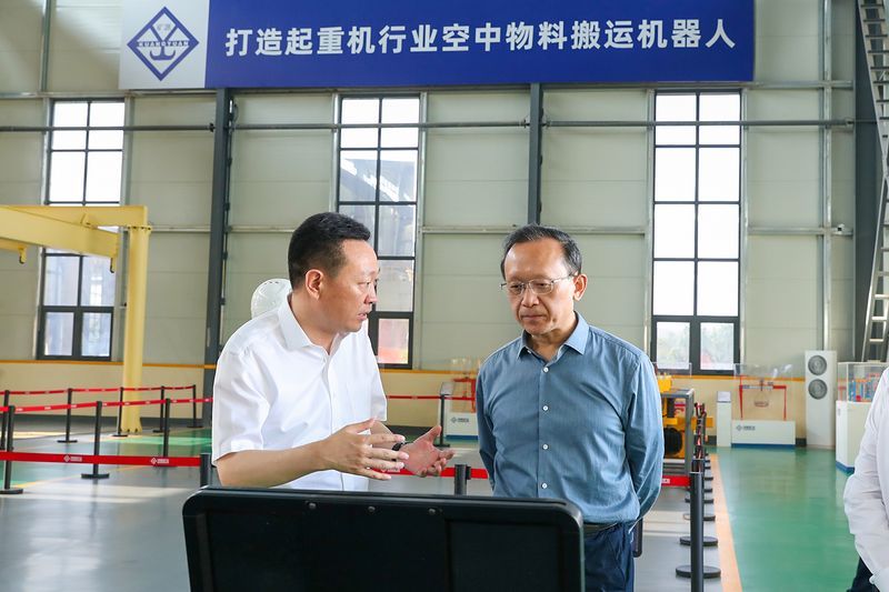 河南省副省長李濤蒞臨河南礦山智能產(chǎn)業(yè)園調(diào)研